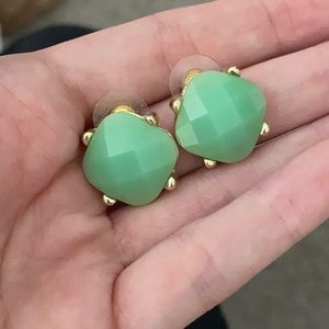 CWonder stud earrings